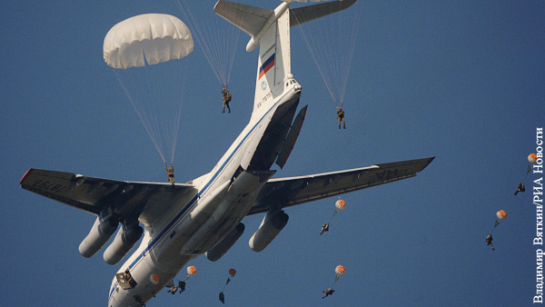 Военный эксперт оценил идею десантной операции России в Армении