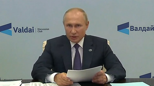 Путин раскритиковал модели «импорта» демократии