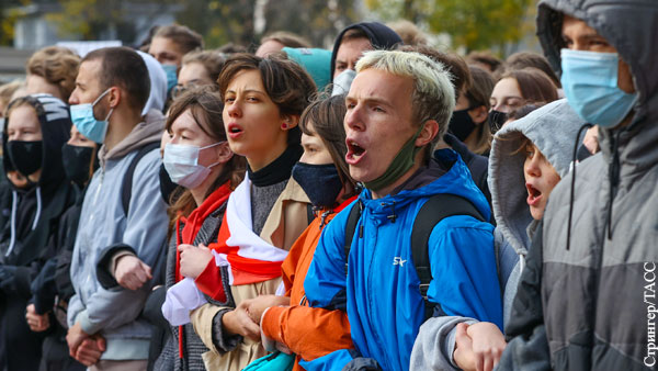 Эксперт: Отчисленных из-за протестов белорусских студентов примут в российские вузы