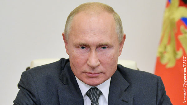 Путин поддержал запрет сравнения СССР и нацистов