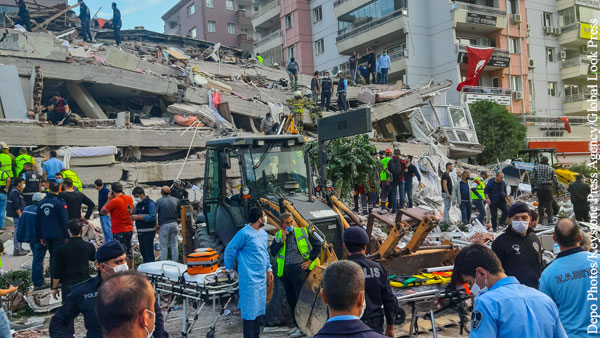 После землетрясения в Турции зафиксировано более 20 афтершоков