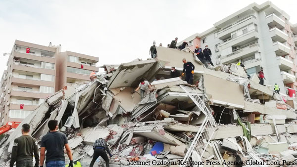 Число жертв землетрясения в Турции возросло до 12 человек