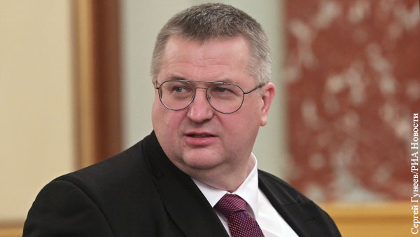 Вице-премьер Оверчук госпитализирован после ДТП в Москве