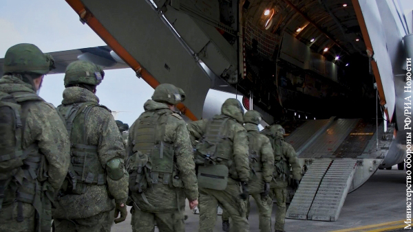 Стало известно вооружение отправленных в Карабах российских миротворцев