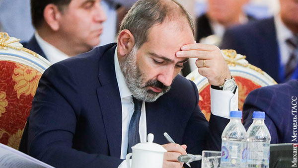 В Армении отреагировали на слова Путина о несогласии Пашиняна прекратить войну в октябре