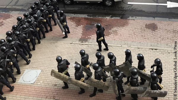 На акциях протеста в Белоруссии задержали более 300 человек