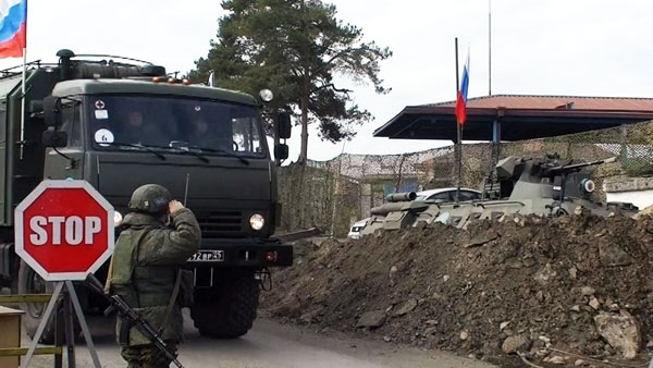 Российские военные врачи прибыли в Степанакерт