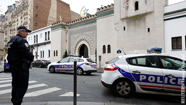 В России оценили угрозу МВД Франции закрыть 76 мечетей 