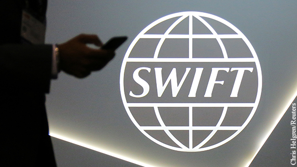 В России оценили призыв Кравчука отключить Россию от SWIFT
