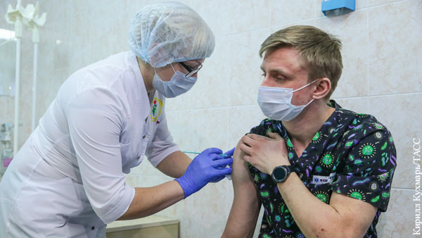 Москва собралась ввести преференции для привившихся от коронавируса