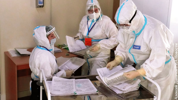 В России за сутки выявили 28,1 тыс. случаев коронавируса