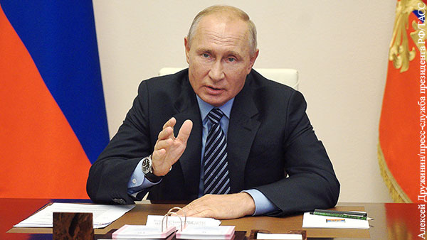 Путин жестко раскритиковал министра за эксперименты с ценами на продукты