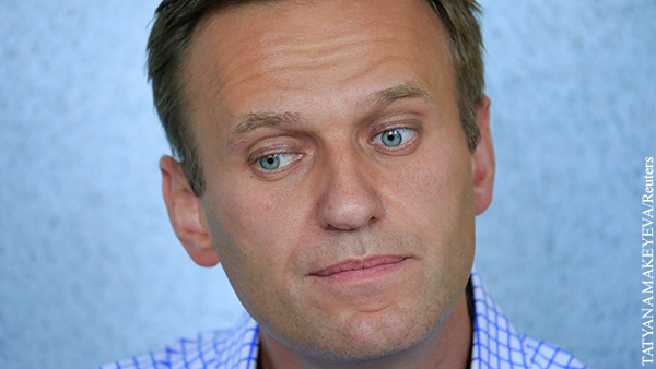Юрист: У Навального выбор между двумя статьями – клевета или госизмена