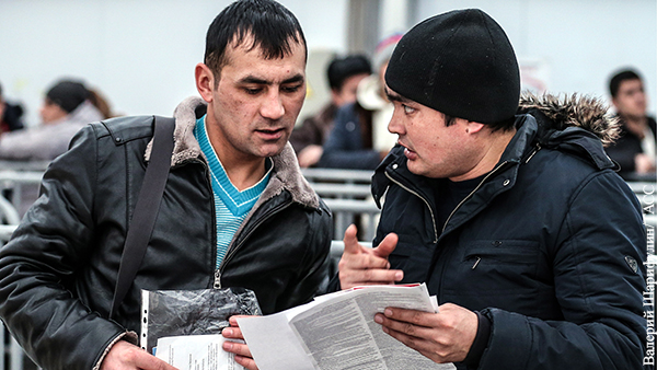 Москва и Ташкент договорились об упрощении въезда трудовых мигрантов
