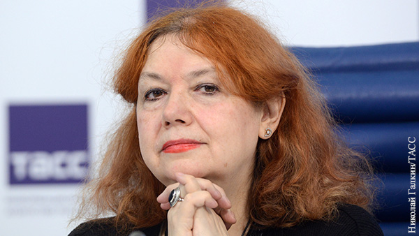 Арбатова объяснила унизительность слов якутского депутата о декольте министра