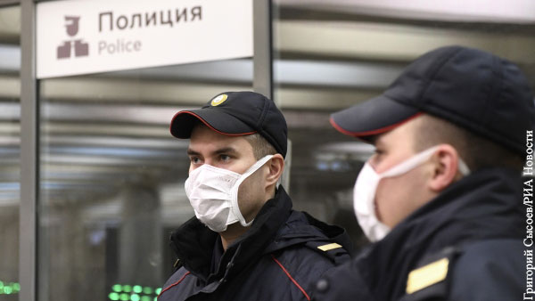 Мужчина умер при задержании полицией в московском метро