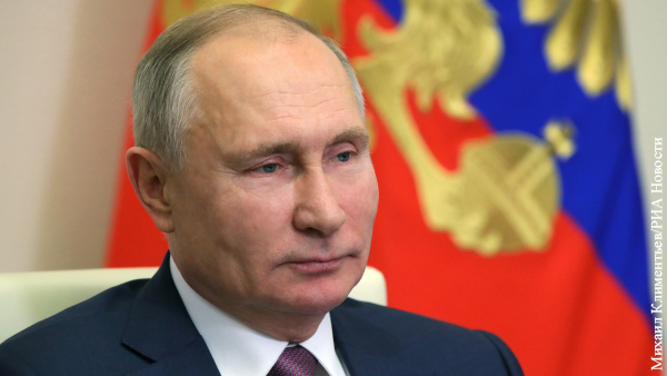 Кремль объяснил, почему Путин пока не привился от COVID-19