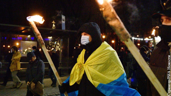 Слова посла Польши о Бандере разгневали украинских националистов