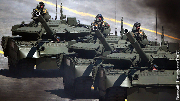 Российская армия получила партию танков Т-80БВМ