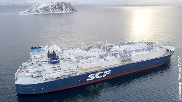 В России запланировали сверхраннюю проводку танкеров с СПГ по Севморпути из-за всплеска цен на газ в Азии