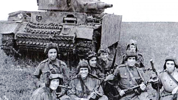 Общество: Как советская разведка голыми руками побеждала немецкие танки