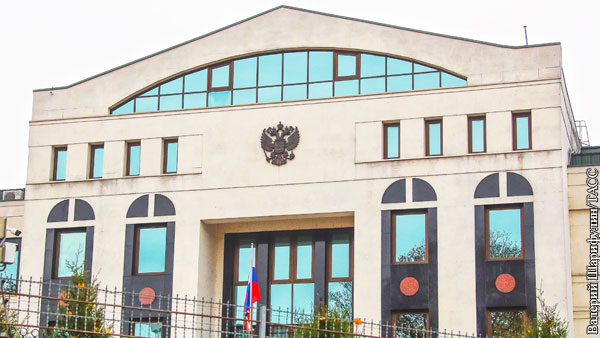 Молдавия завела против российского дипломата дело о незаконном вывозе валюты