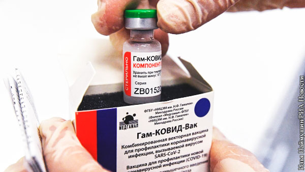 Как российская вакцина преодолела недоверие Запада