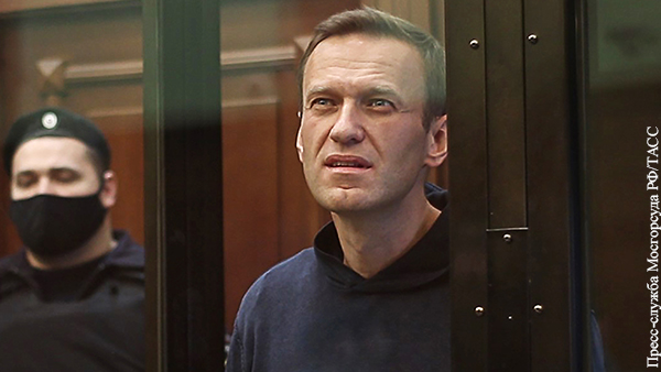 Ветеран Артеменко отказался участвовать в заседании суда из-за оскорблений Навального