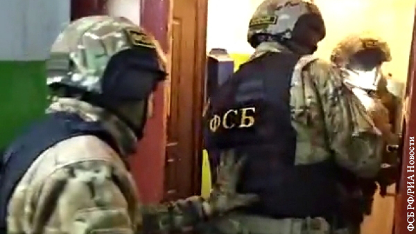 ФСБ обезвредила финансистов ИГ в Крыму и Татарстане