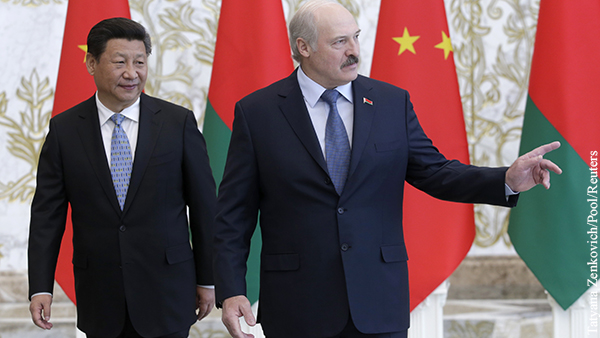 Лукашенко надеется столкнуть Россию с Китаем