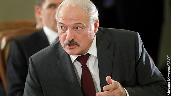 Лукашенко предложил России размещать в Белоруссии самолеты для совместного дежурства