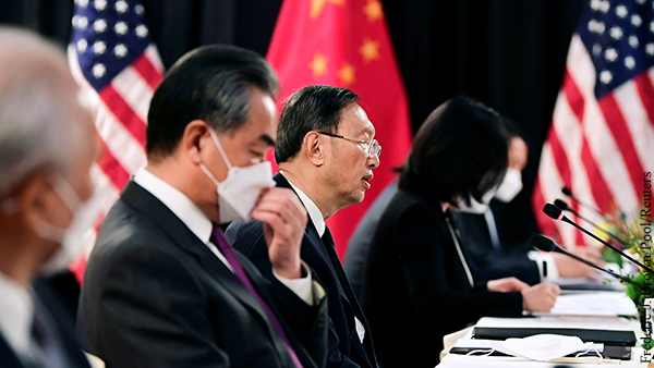 Эксперт объяснил скандал на первых при Байдене переговорах США и Китая на высоком уровне
