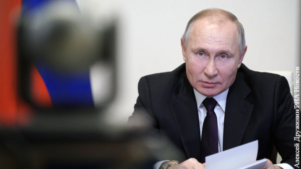 Путин обсудил с Совбезом российско-американские отношения