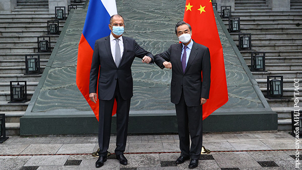 Китай решил вместе с Россией защищать правовой миропорядок