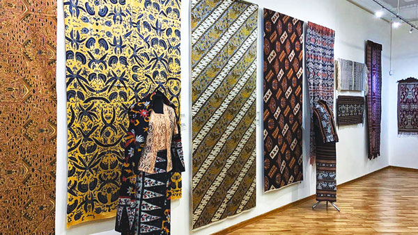 В Новосибирской области представили выставку о Юго-Восточной Азии в рамках нацпроекта «Культура» 