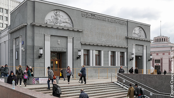 Старейший кинотеатр Москвы открылся после семи лет реконструкции