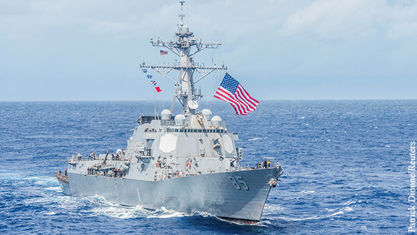 Вице-адмирал призвал проучить корабли США в Черном море