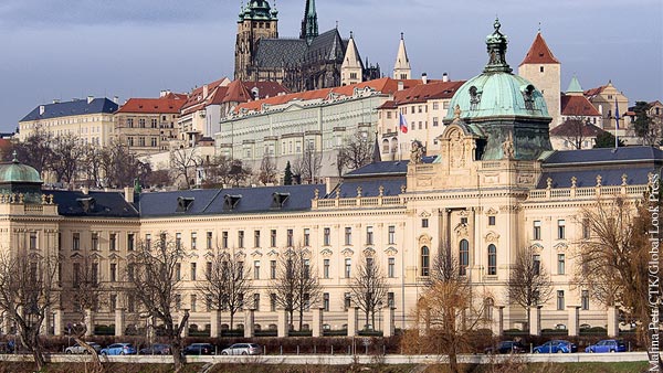 Чехия предложила обсудить на встрече глав МИД ЕС «дело Врбетице»