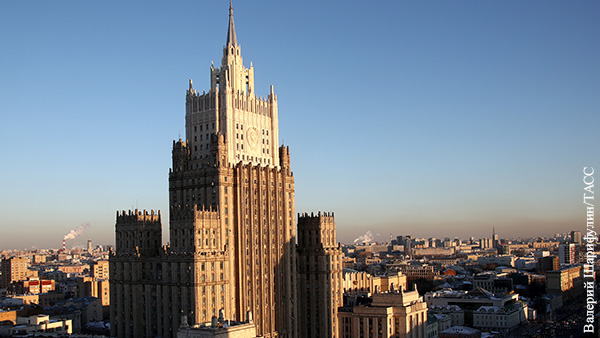 Россия объявила о высылке дипломатов Латвии, Литвы, Эстонии и Словакии