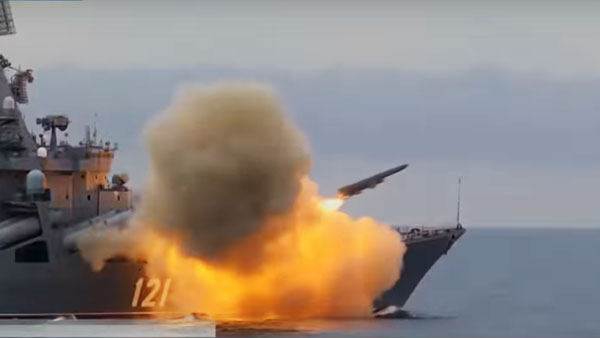 Крейсер «Москва» испытал противокорабельную ракету «Вулкан» в Черном море