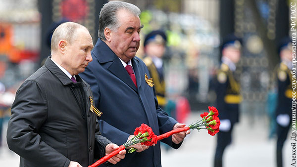 Путин почтил память погибших воинов у Могилы Неизвестного Солдата