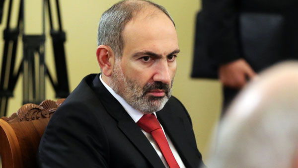 Пашинян обвинил военных Азербайджана в нарушении границы Армении