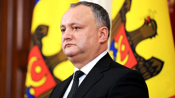 Додон обвинил западных послов во вмешательстве в выборы в Молдавии