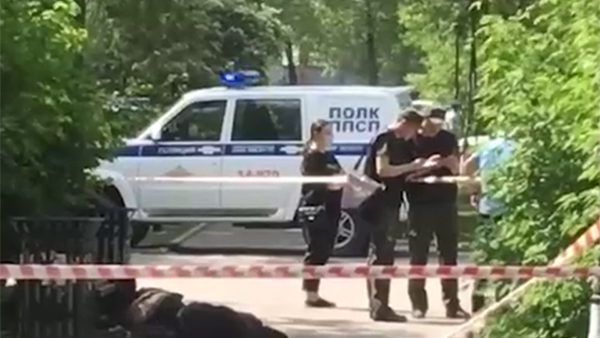 В Екатеринбурге мужчина с ножом убил троих прохожих