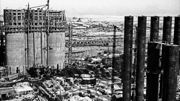 Почему американцы помогли индустриализации СССР