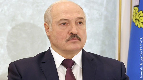Лукашенко объяснил посадку самолета Ryanair в Минске