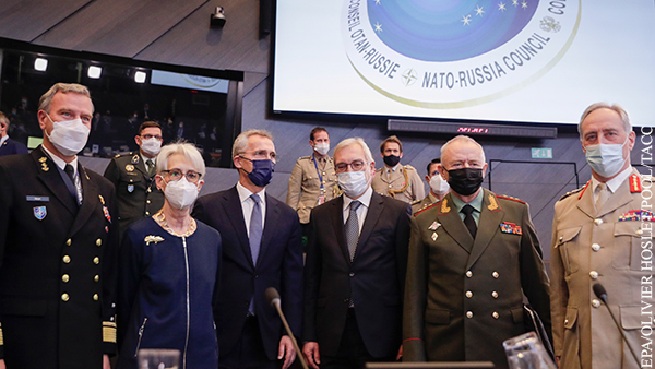 Эксперты: Для непринятия Украины в НАТО альянсу придется денонсировать собственный договор