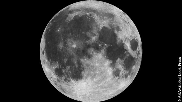 Российский астроном допустил наличие жизни на Луне