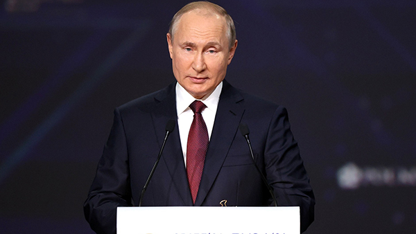 Путин оценил спад в мировой экономике на фоне пандемии
