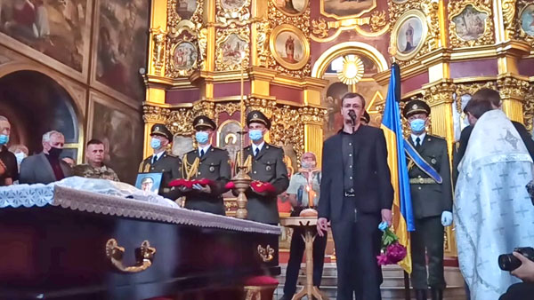 В похоронах эсэсовца в Киеве принял участие президентский полк